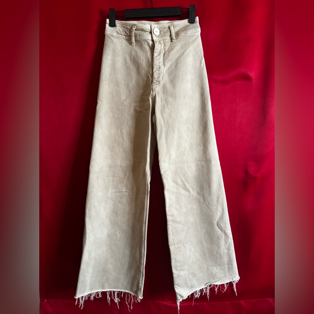 #331-NWOT- ZARA Light Tan Raw Hem Trousers Size 4